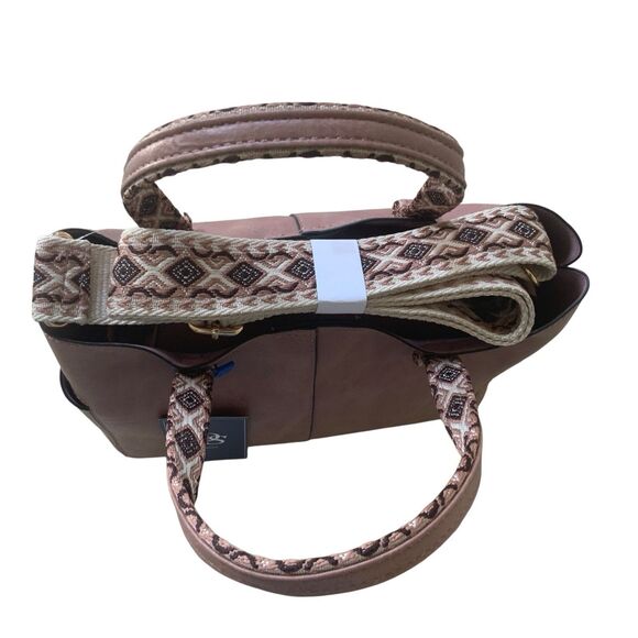 DS Fashion NY Triple Compartment Satchel Crossbody Guitar Strap Dark Mauve NWT - Picture 6 of 12